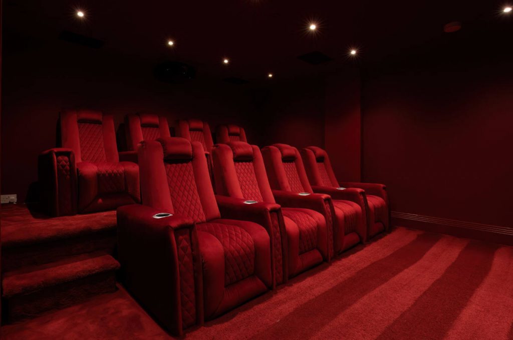 Grand Film Chairs